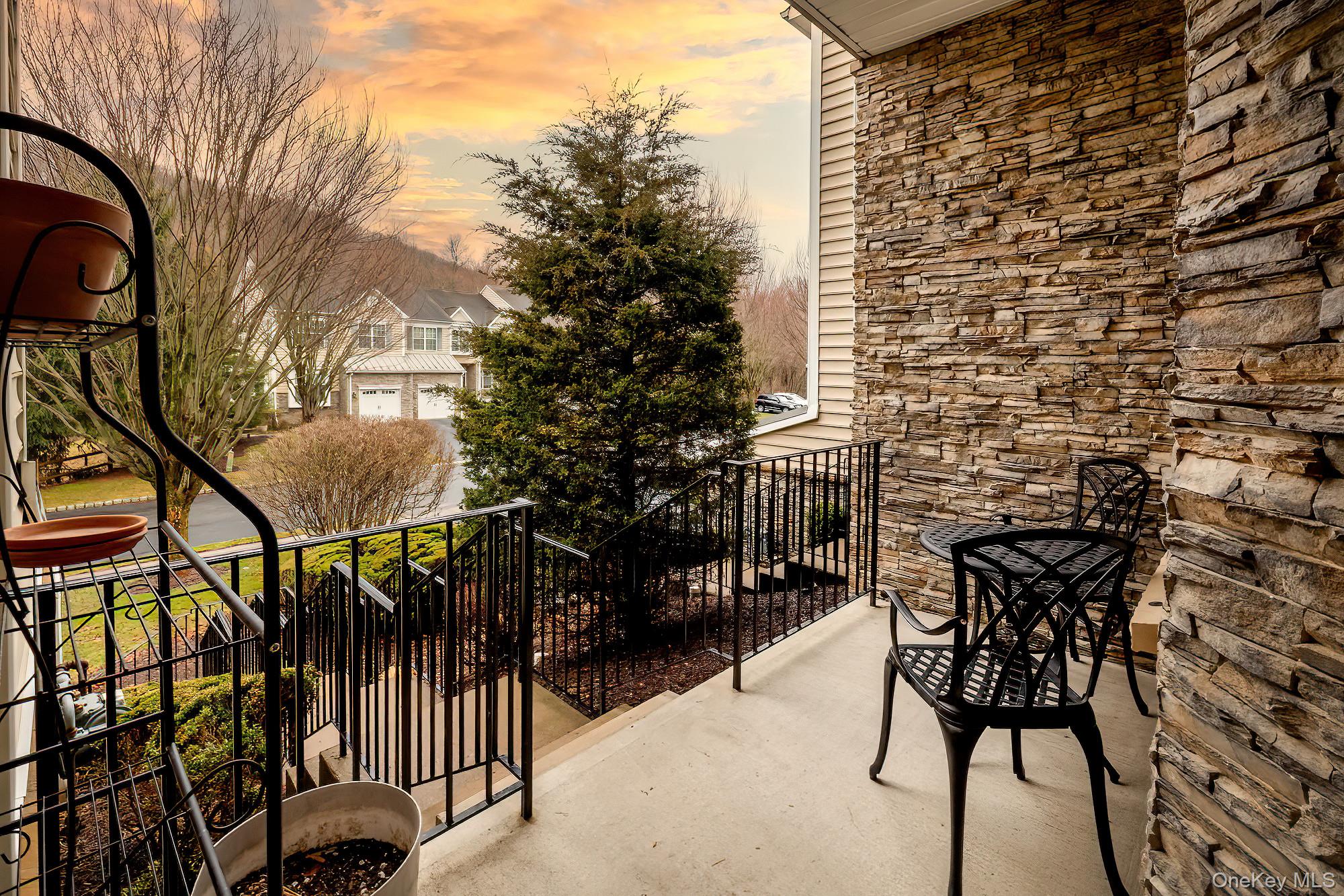 811 Huntington Drive