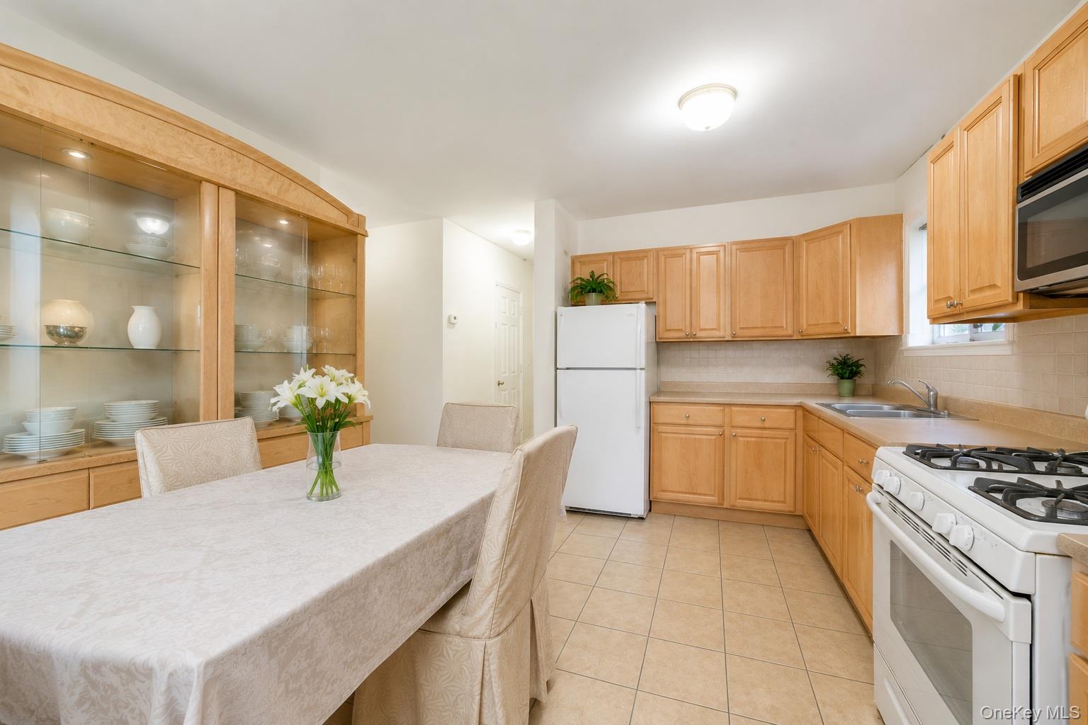 6107 Maspeth Avenue