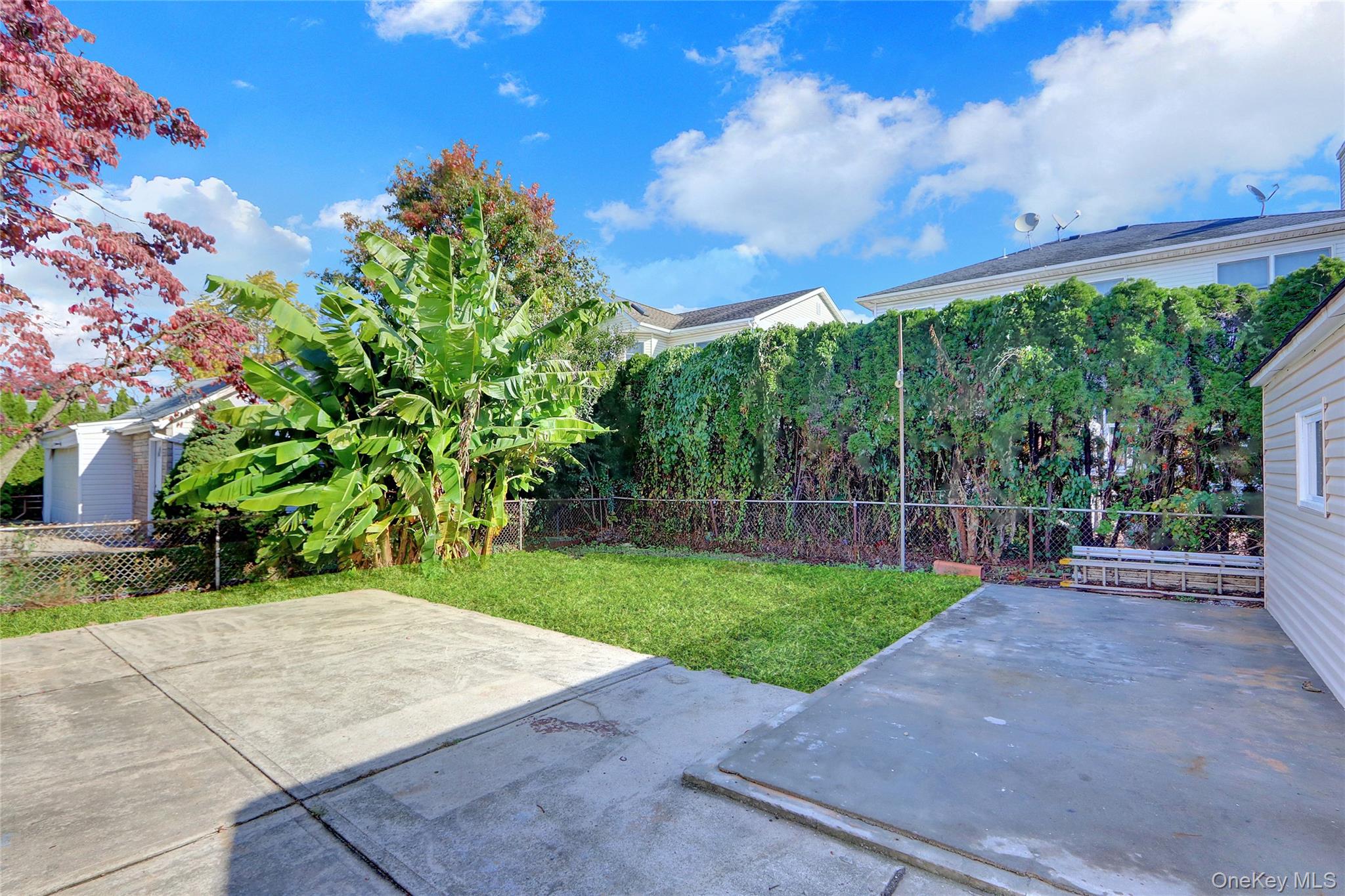 32 3rd Avenue
