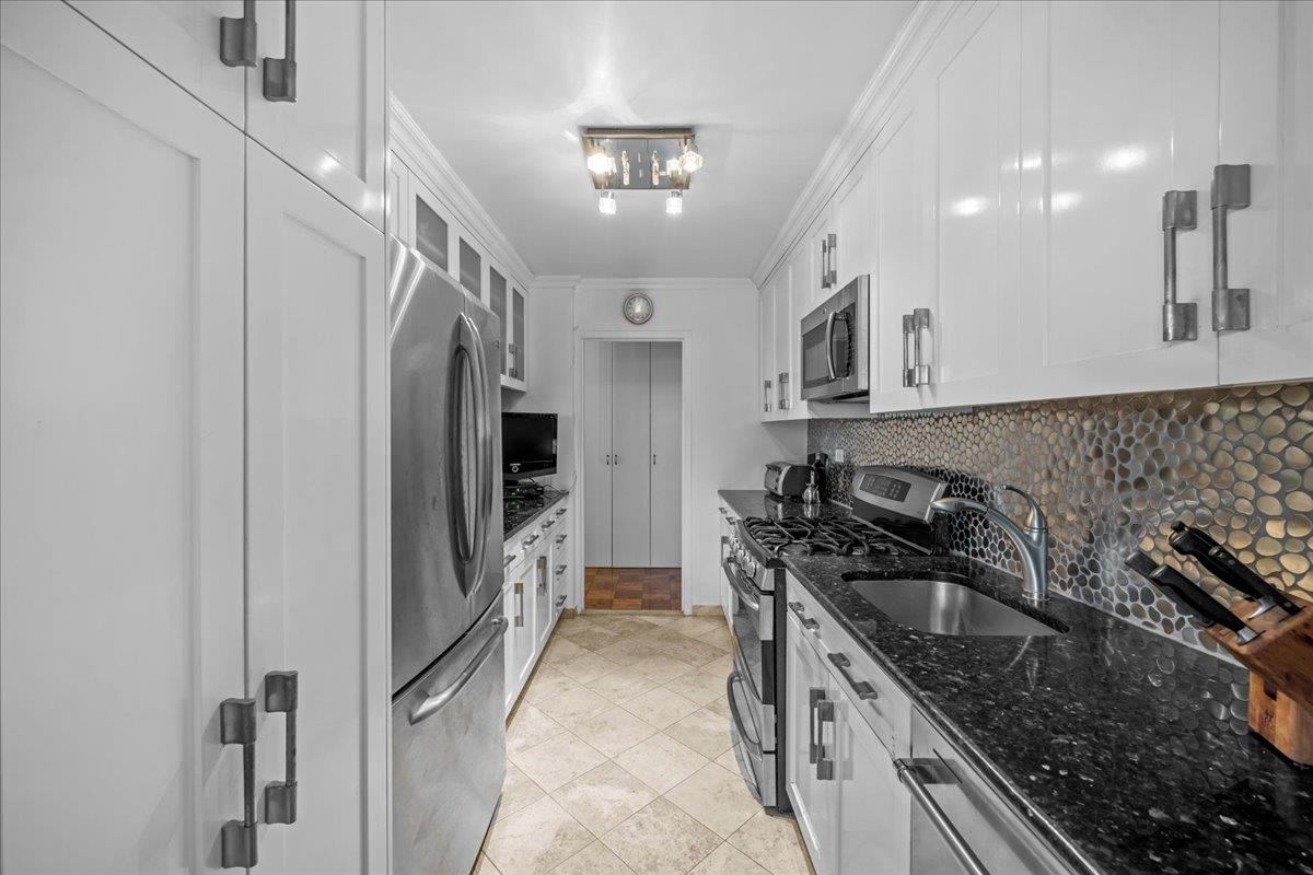 555 Kappock Street #17D, Bronx, New York image 7