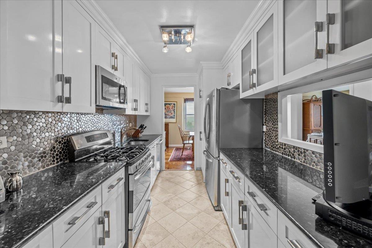 555 Kappock Street #17D, Bronx, New York image 6
