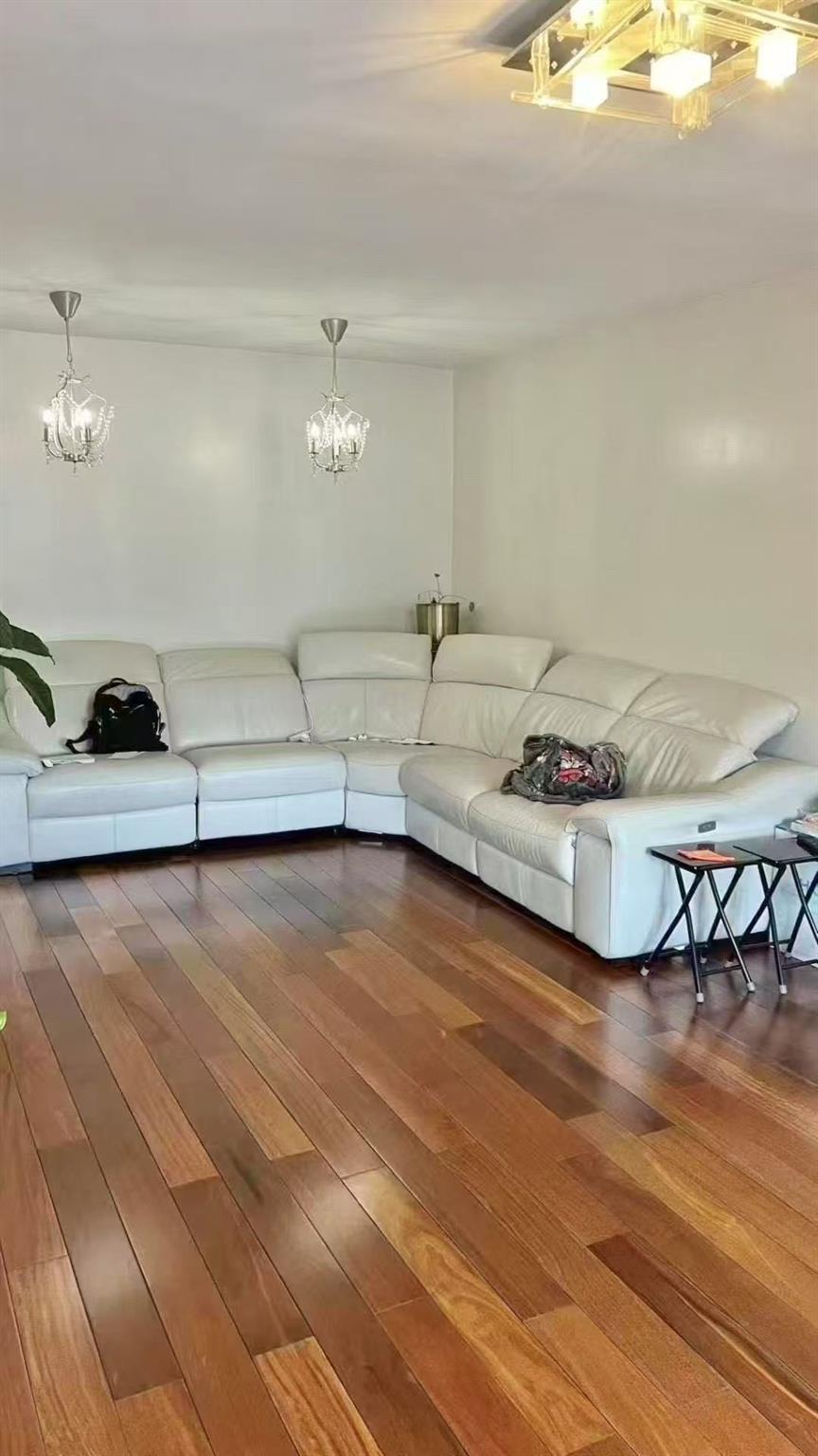 14015 Holly Avenue D