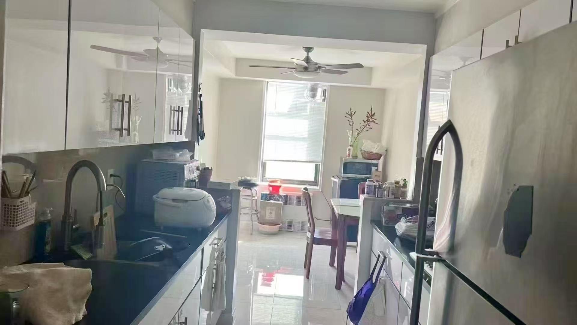 14015 Holly Avenue D