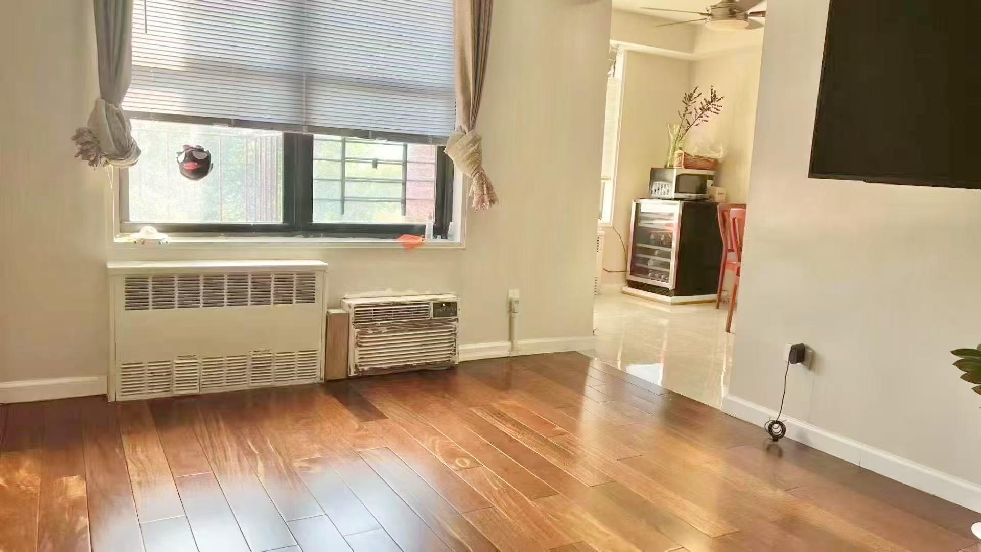 14015 Holly Avenue D