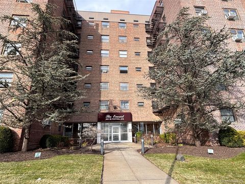 Homes For Sale - 202-35 FOOTHILL  AVE #21 Foothill Ave Ave #A21<br/> Hollis, NY 11423