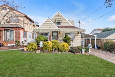 1006 N 7th Street New Hyde Park NY 11040