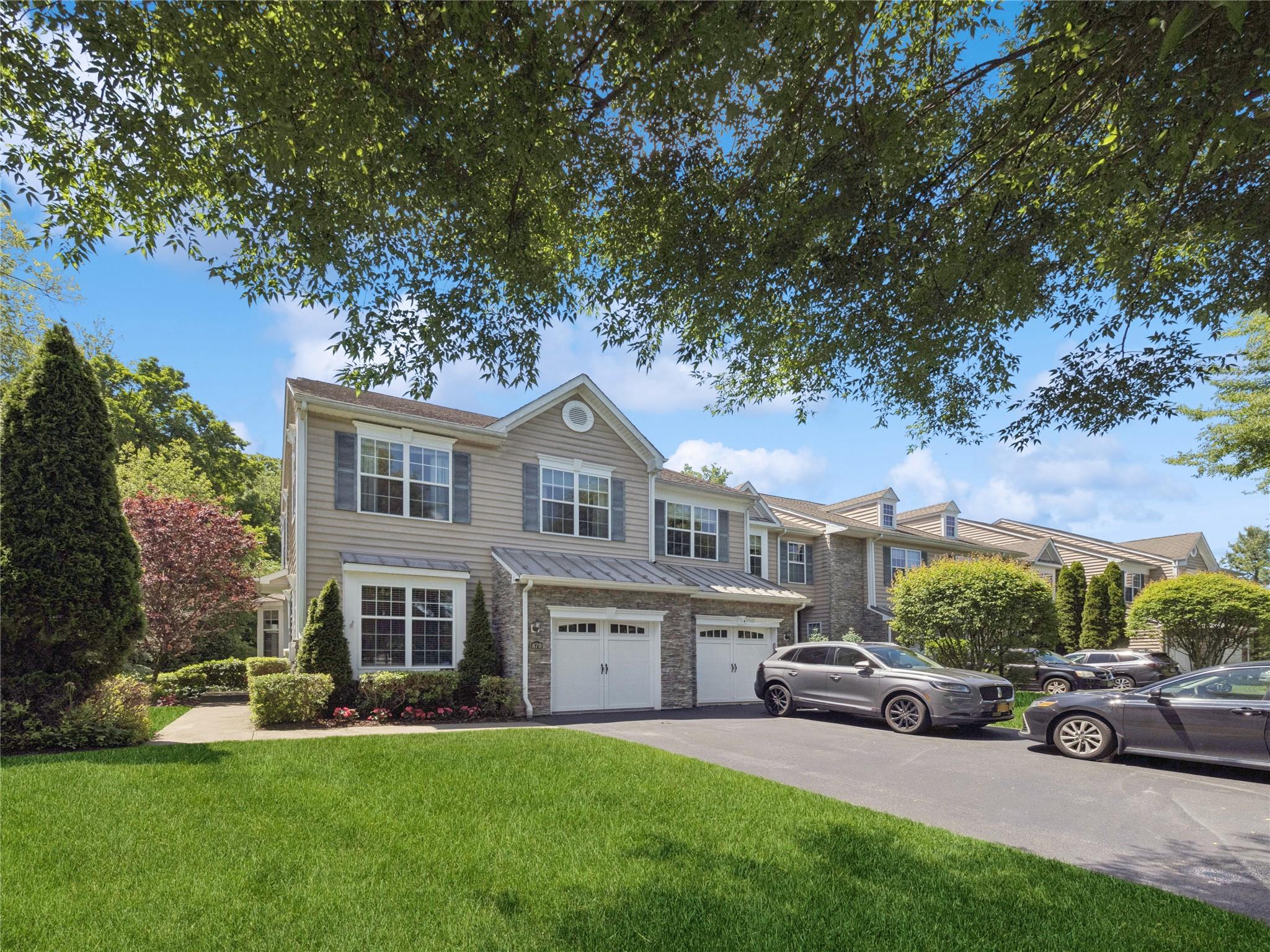 870 Huntington Drive, Fishkill, New York image 2