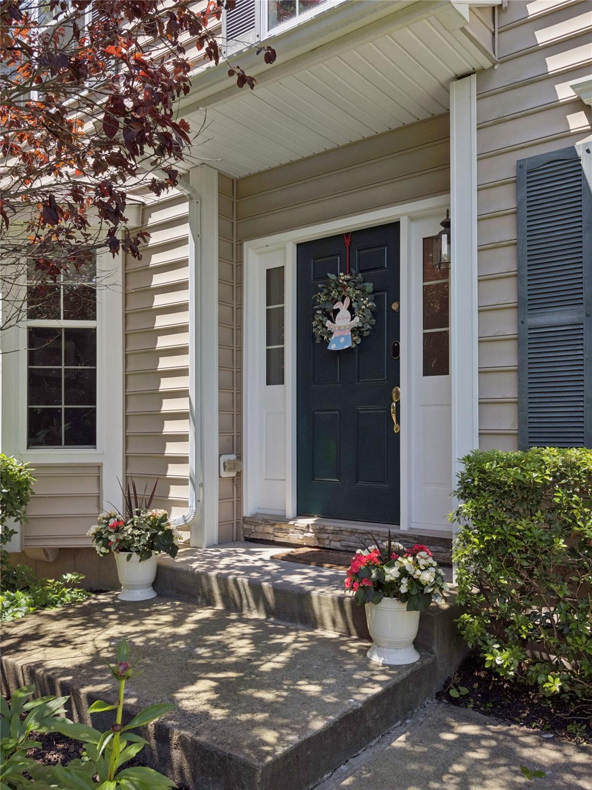 870 Huntington Drive, Fishkill, New York image 4