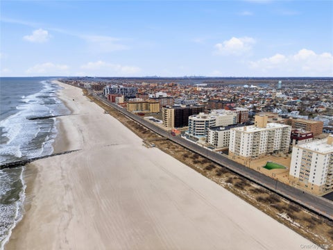 Homes For Sale - 420 Shore Road #3M<br/> Long Beach, NY 11561