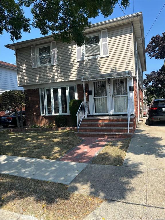 Rental Property at 147th Drive 2, Rosedale, Queens, NY - Bedrooms: 3 
Bathrooms: 2 
Rooms: 6  - $4,000 MO.