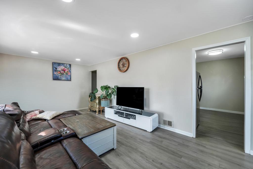 167 Cumberbach S Street St, Wyandanch, New York image 11