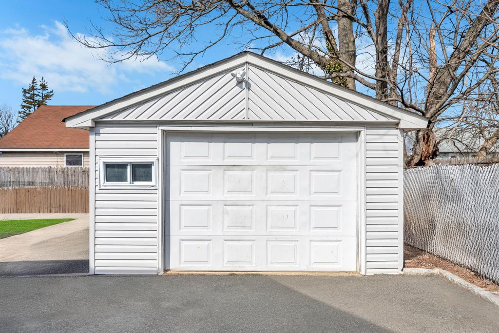 167 Cumberbach S Street St, Wyandanch, New York image 10