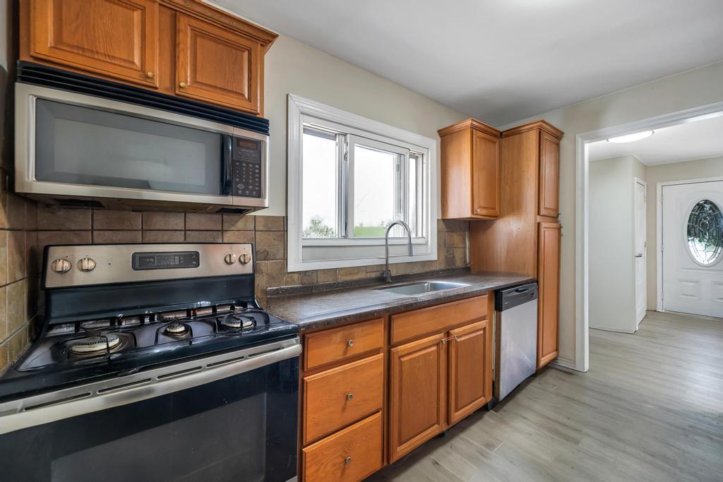 167 Cumberbach S Street St, Wyandanch, New York image 16