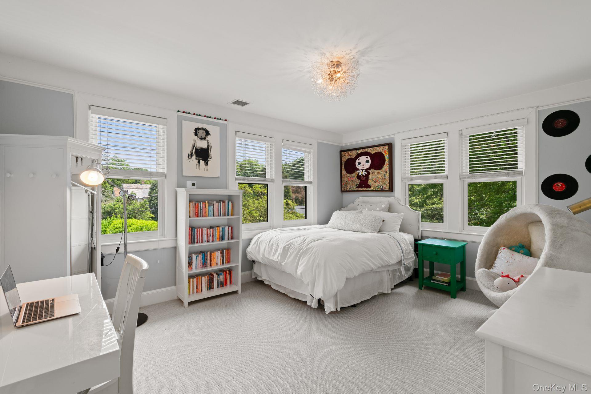 Sea Cliff, New York 11579, United States, 7 Bedrooms Bedrooms, ,4 BathroomsBathrooms,Residential,Active,176844