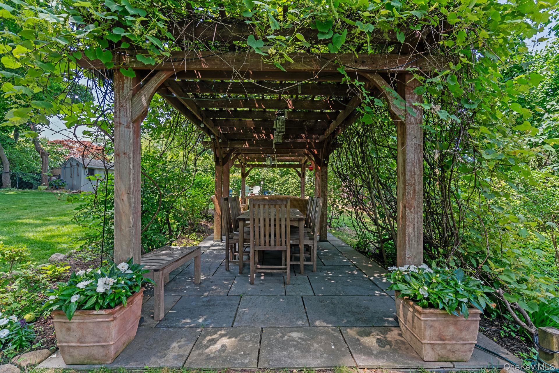 Sea Cliff, New York 11579, United States, 7 Bedrooms Bedrooms, ,4 BathroomsBathrooms,Residential,Active,176844