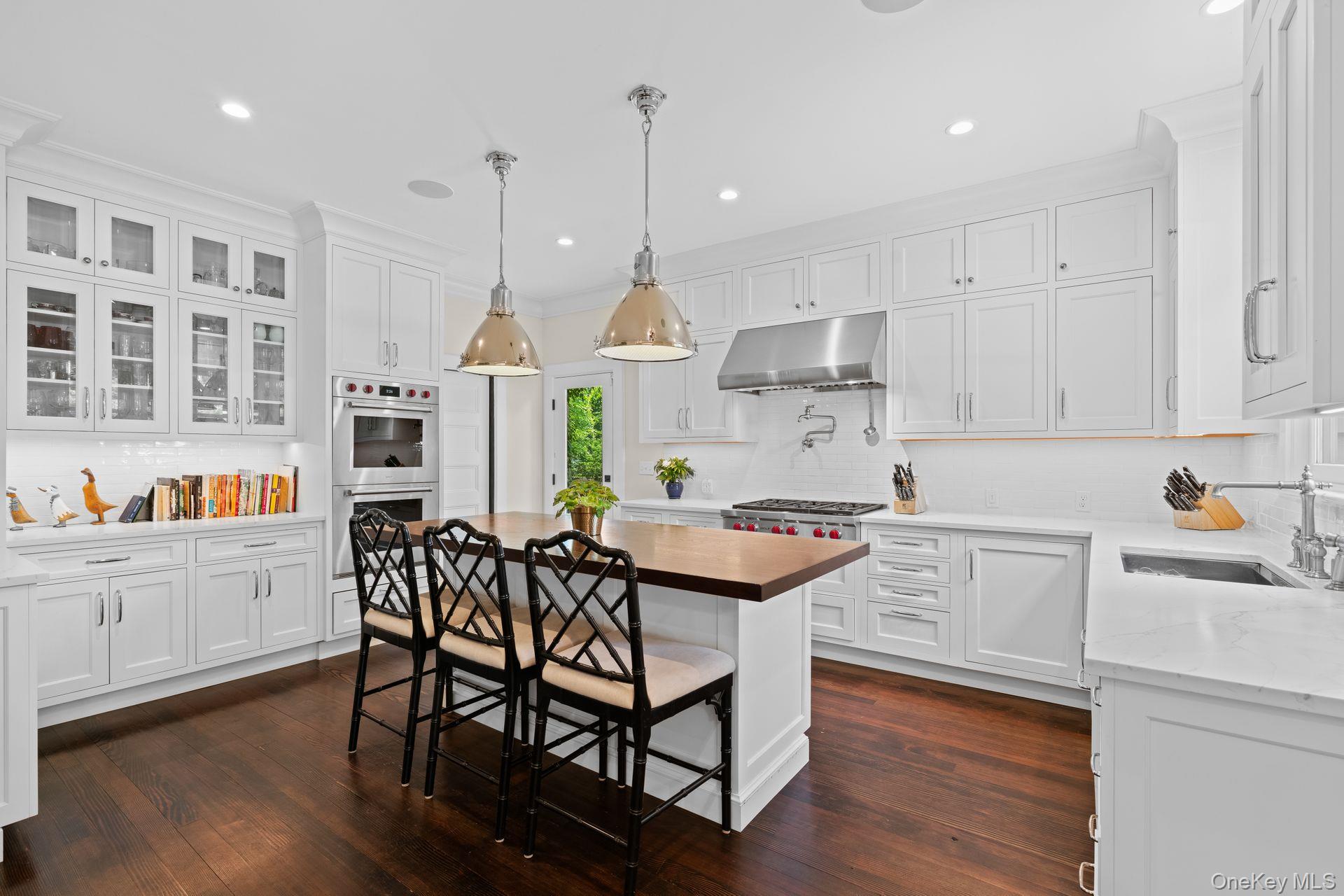 Sea Cliff, New York 11579, United States, 7 Bedrooms Bedrooms, ,4 BathroomsBathrooms,Residential,Active,176844