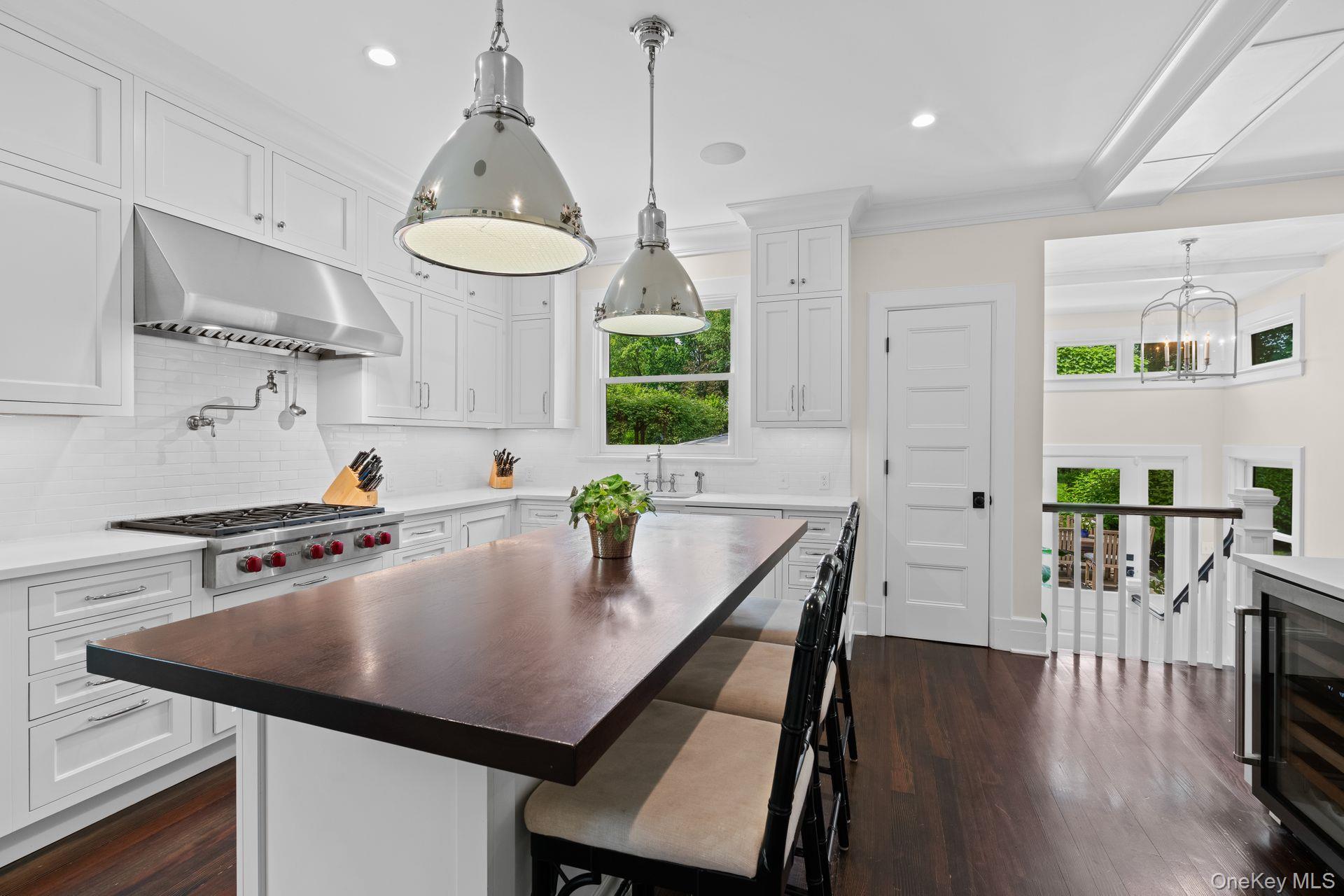 Sea Cliff, New York 11579, United States, 7 Bedrooms Bedrooms, ,4 BathroomsBathrooms,Residential,Active,176844