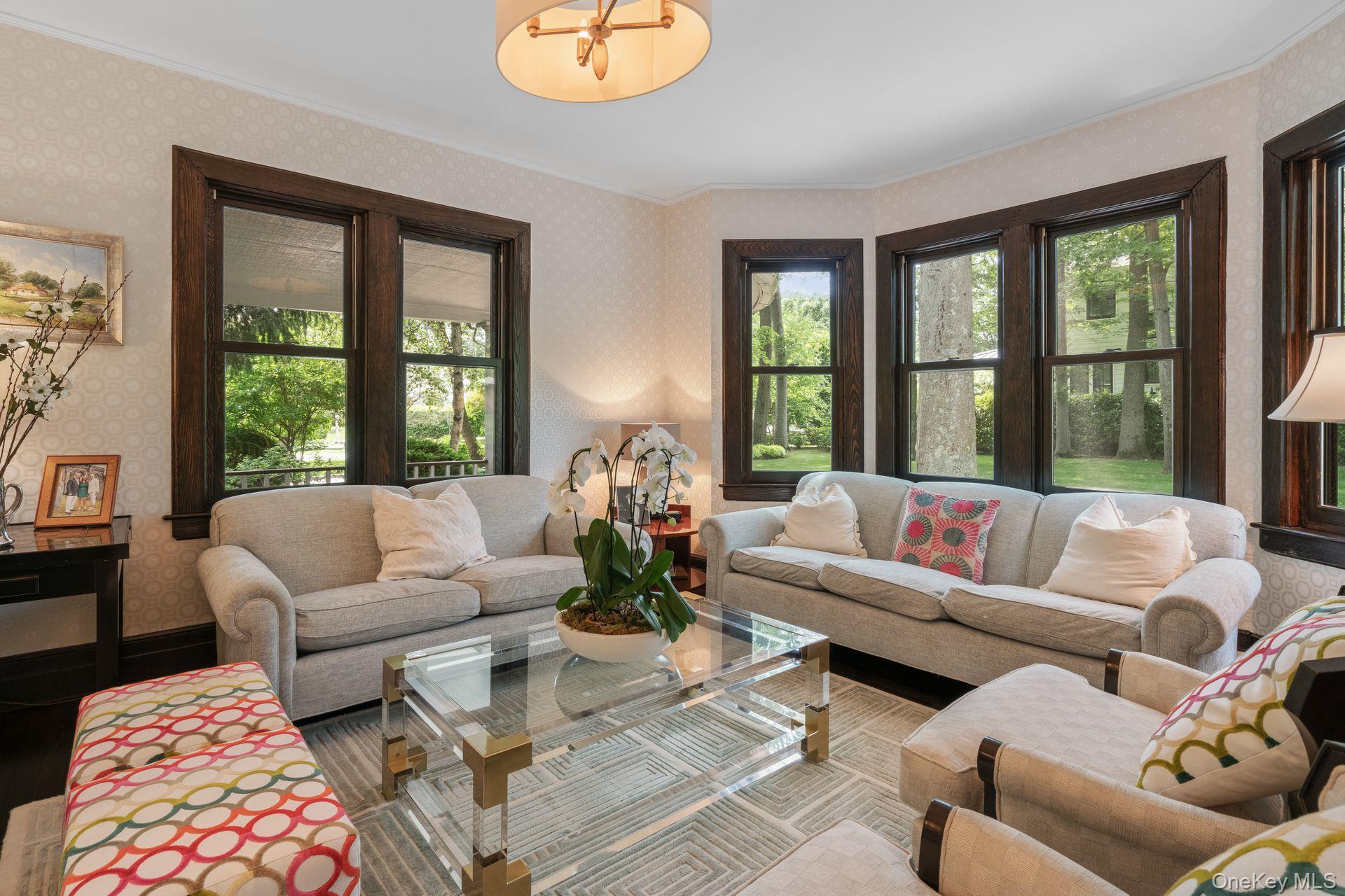 Sea Cliff, New York 11579, United States, 7 Bedrooms Bedrooms, ,4 BathroomsBathrooms,Residential,Active,176844