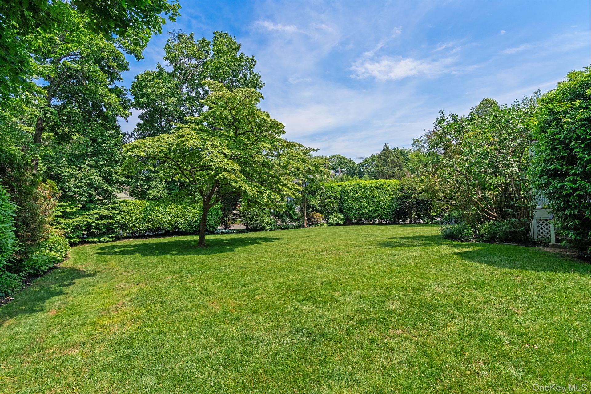 Sea Cliff, New York 11579, United States, 7 Bedrooms Bedrooms, ,4 BathroomsBathrooms,Residential,Active,176844