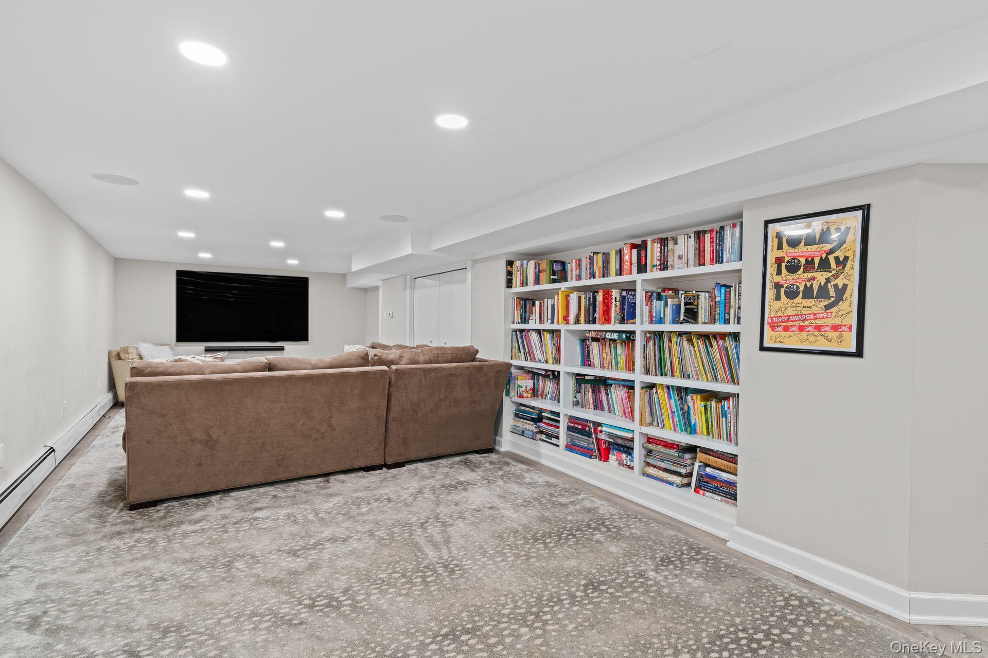 Sea Cliff, New York 11579, United States, 7 Bedrooms Bedrooms, ,4 BathroomsBathrooms,Residential,Active,176844