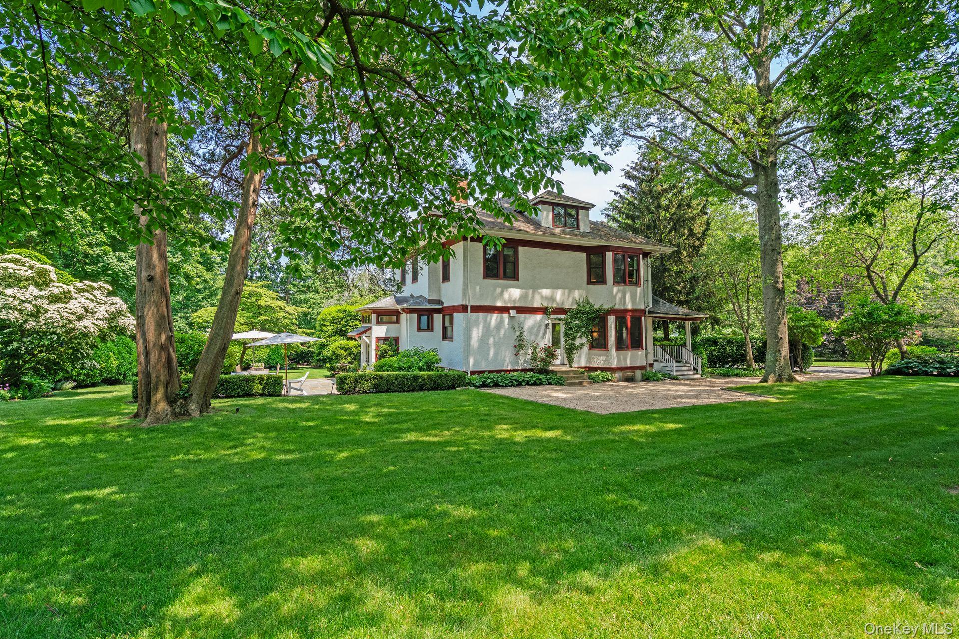 Sea Cliff, New York 11579, United States, 7 Bedrooms Bedrooms, ,4 BathroomsBathrooms,Residential,Active,176844