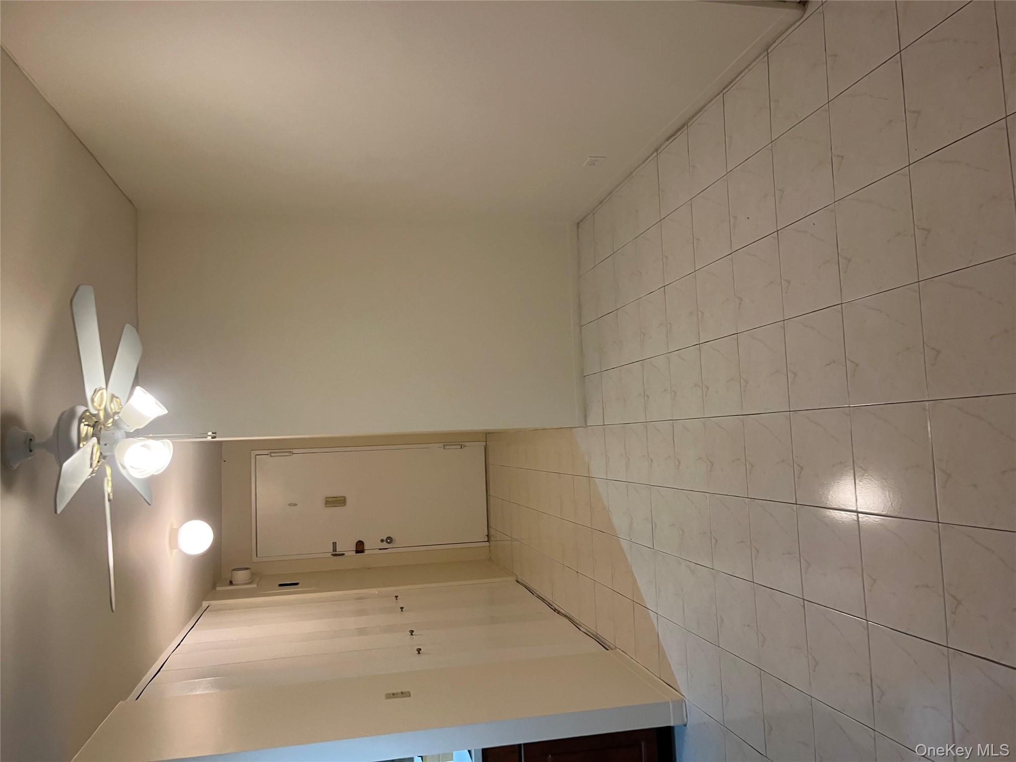 One Bay Club Drive 6L