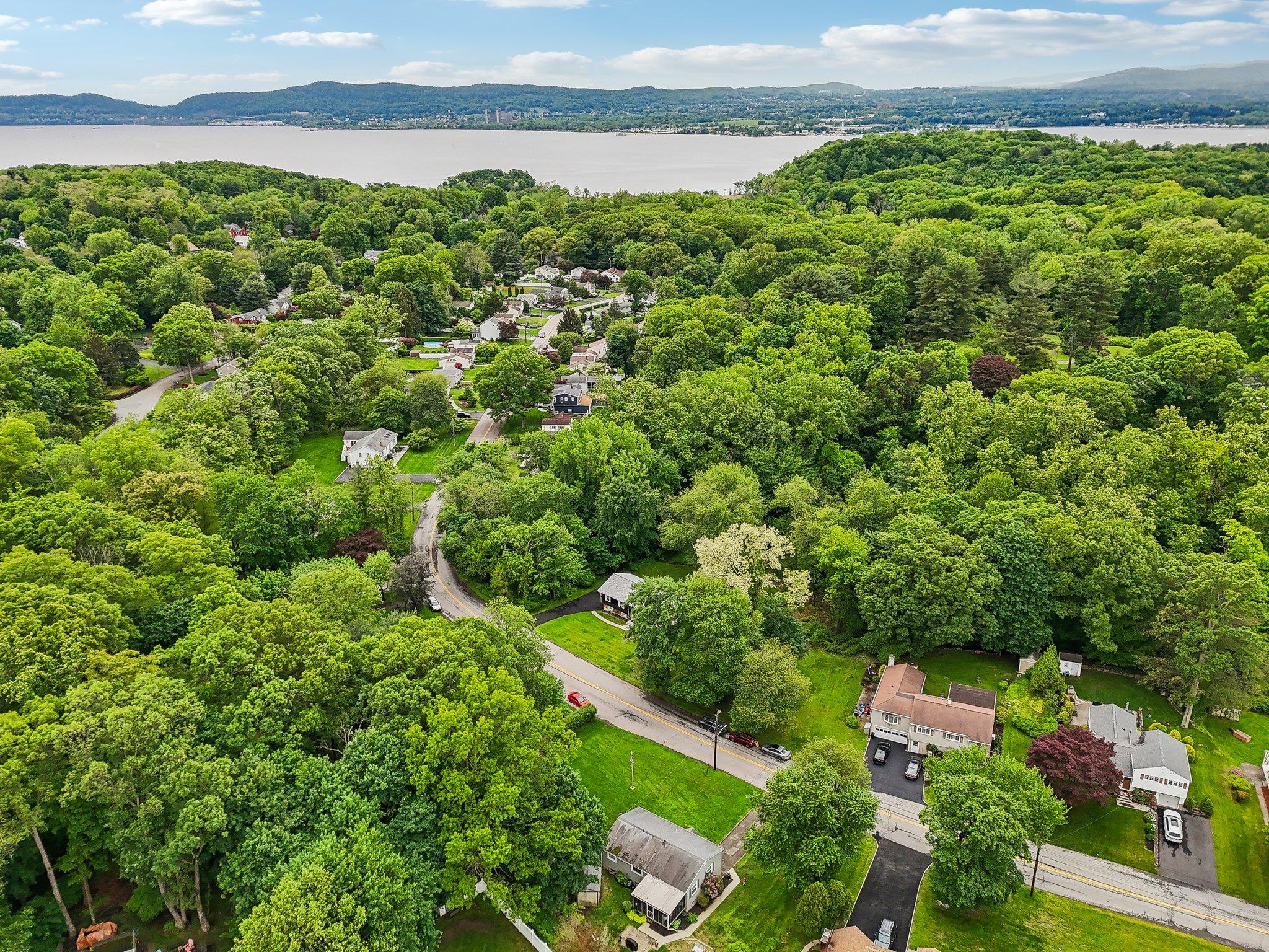 32 Meadow Road, Montrose, New York image 32
