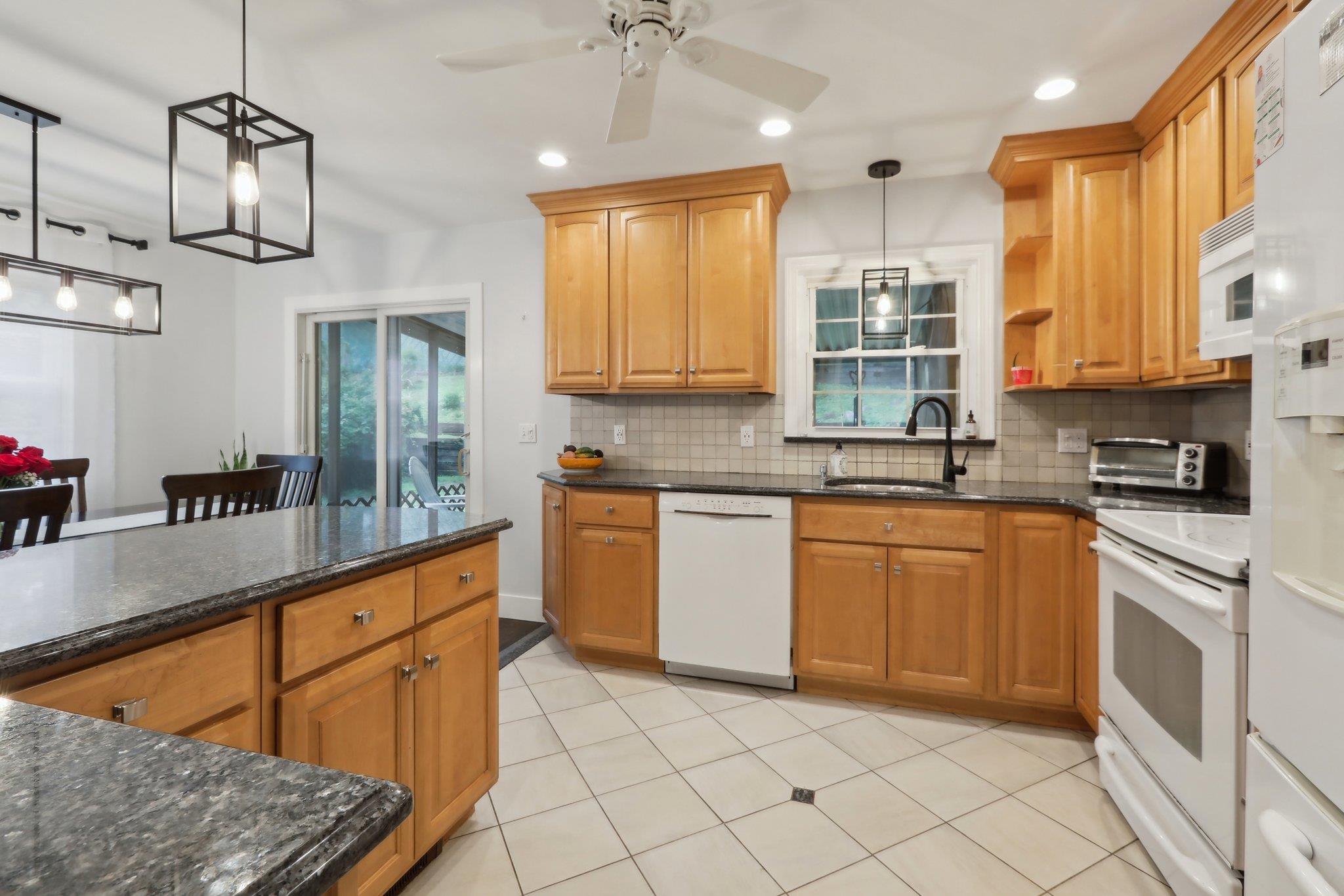 32 Meadow Road, Montrose, New York image 11