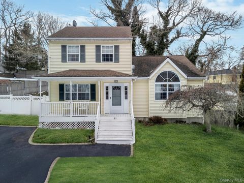 Homes For Sale - 83 Friendship Drive<br/> Rocky Point, NY 11778