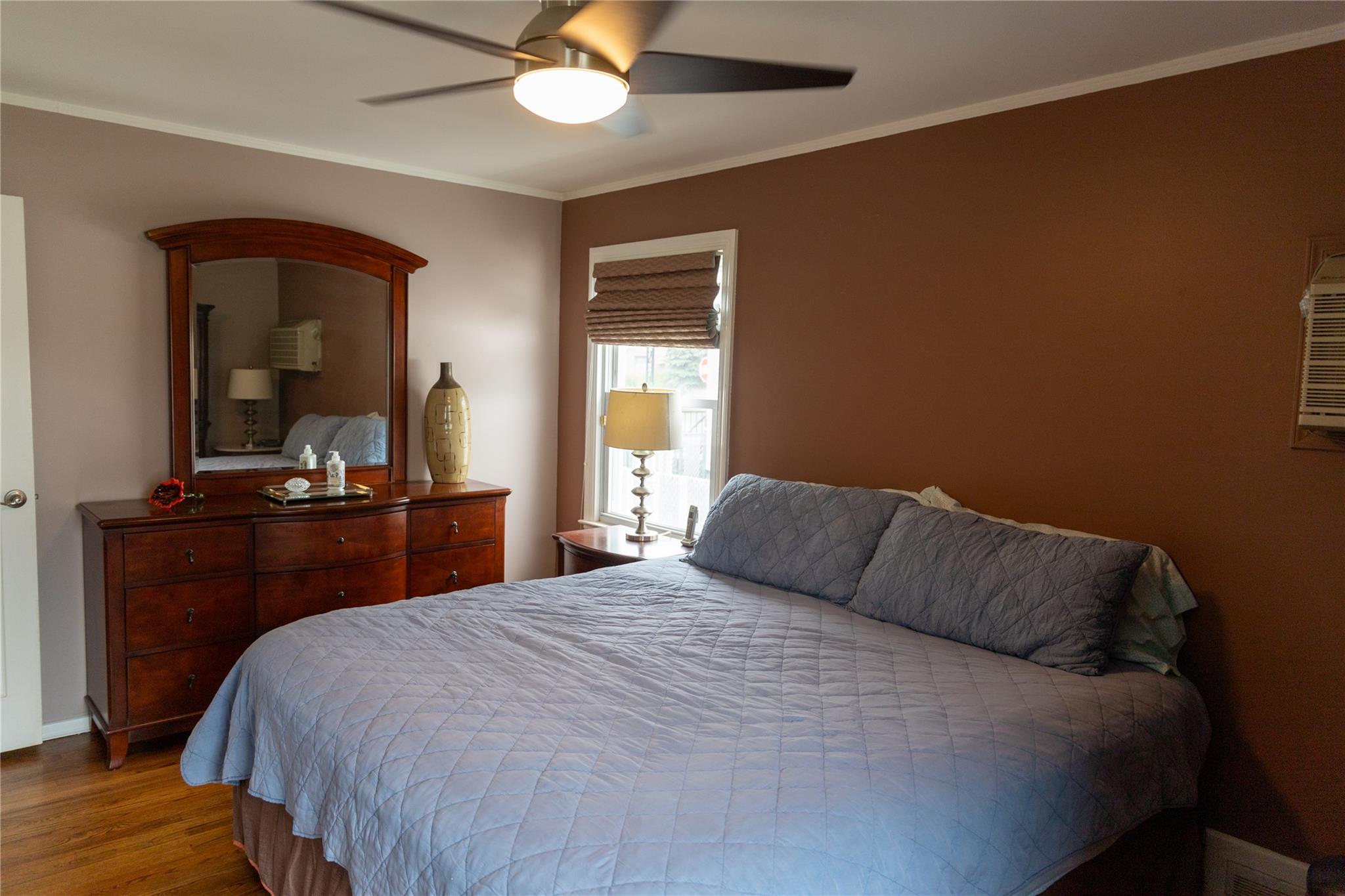 455 Jackson Avenue, Mineola, New York image 14