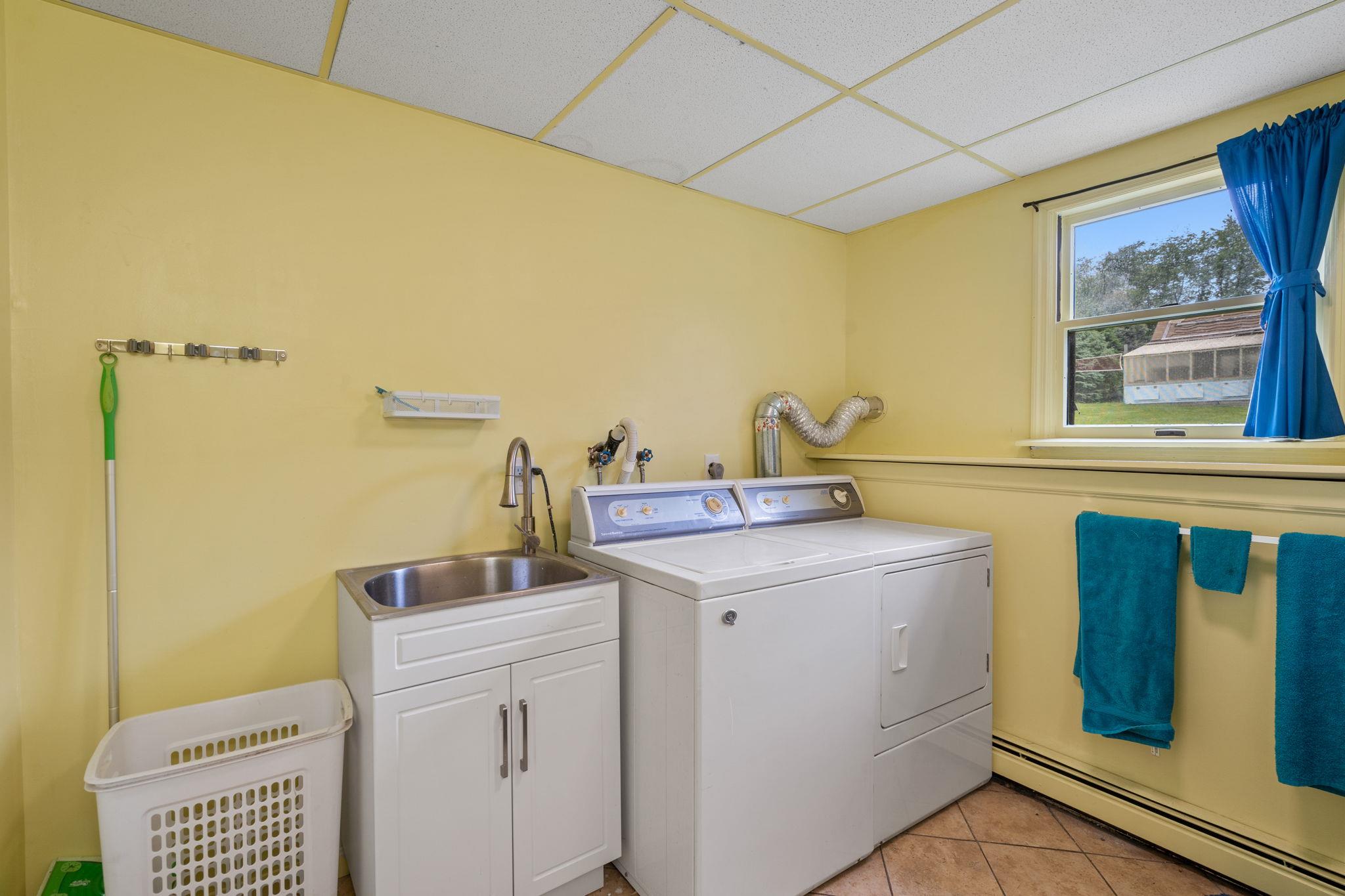 191 Bedell Avenue, Highland, New York image 32