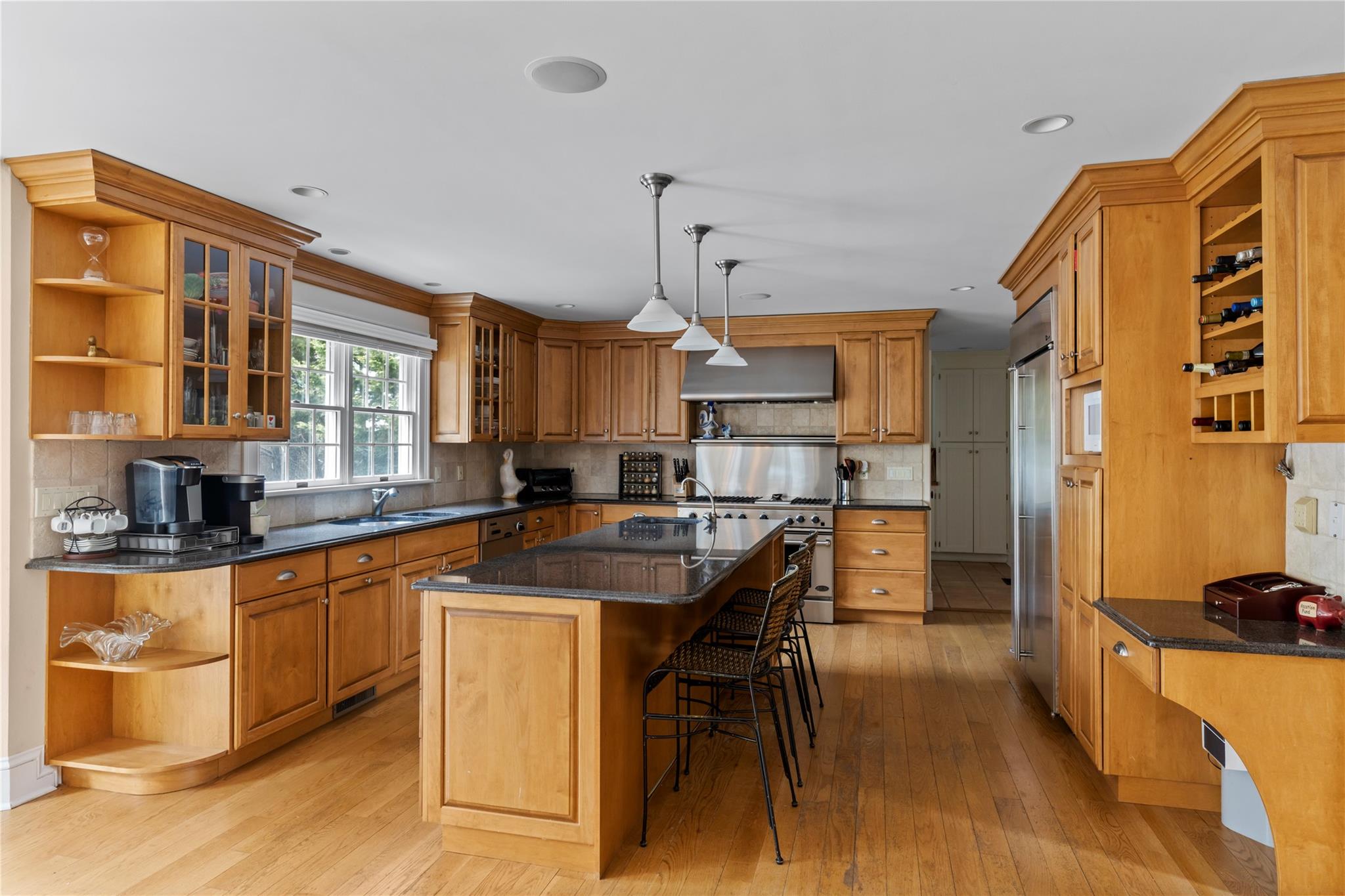 18 Landing Lane, East Quogue, New York image 7