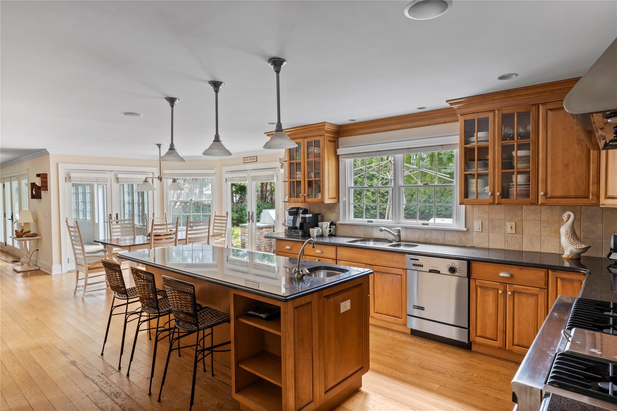 18 Landing Lane, East Quogue, New York image 8