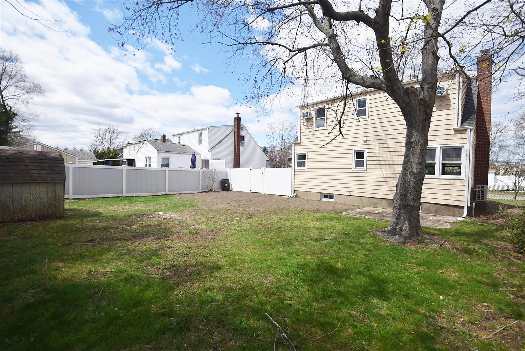 316 Aster Road, West Islip, New York image 29