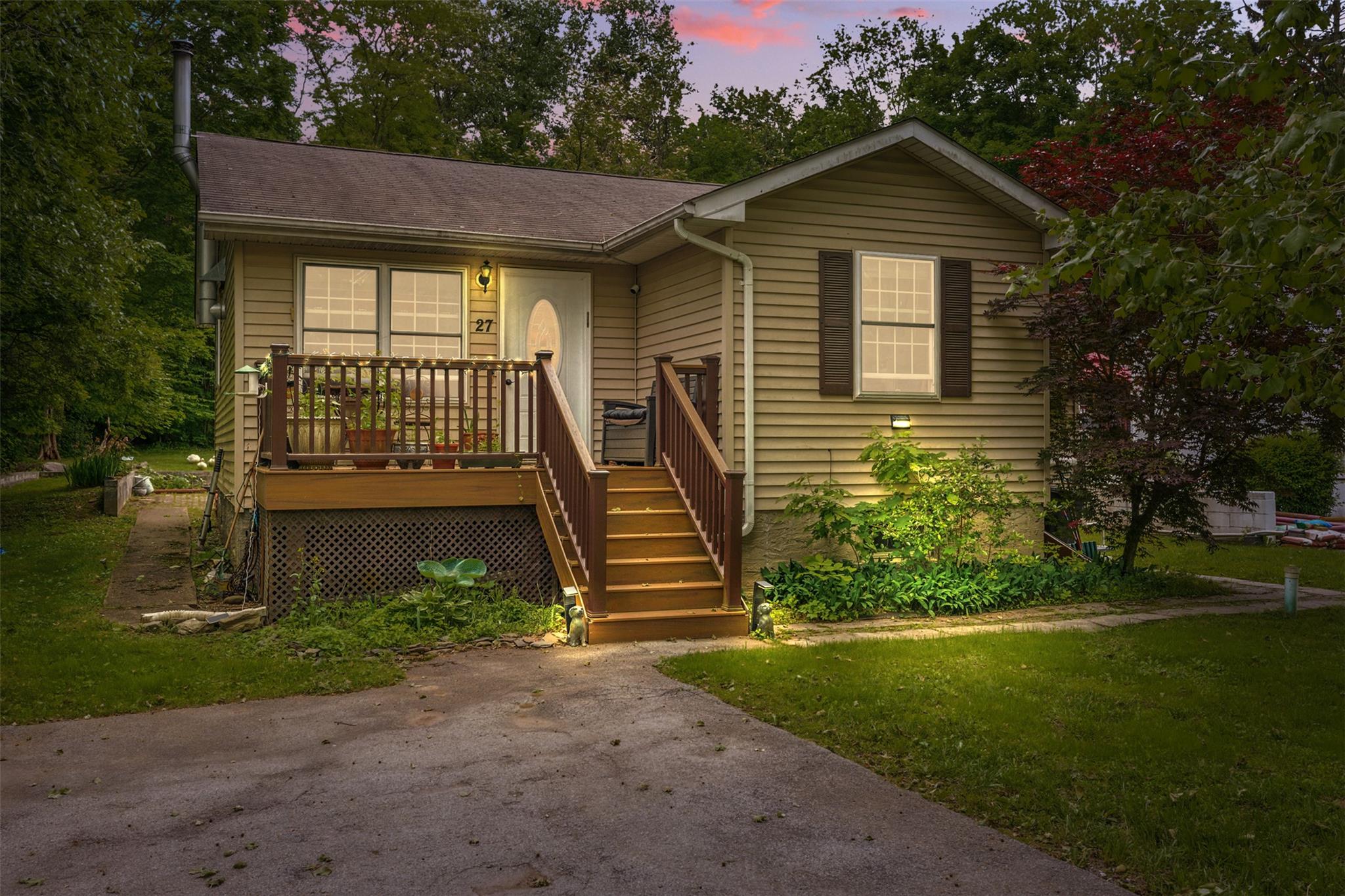 27 Revere Road, Monroe, New York image 1