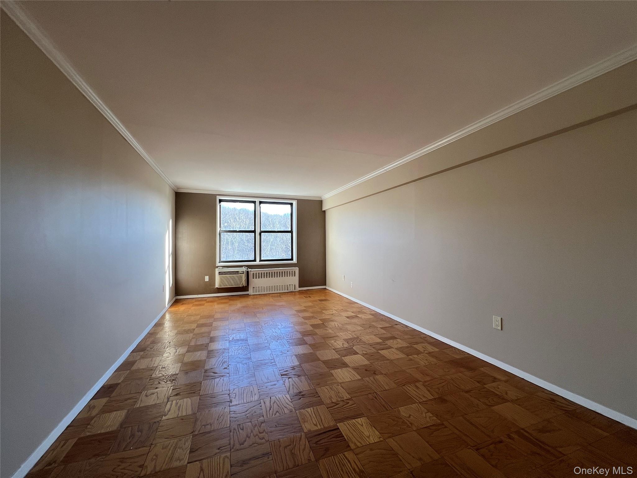 70 Barker Street 705