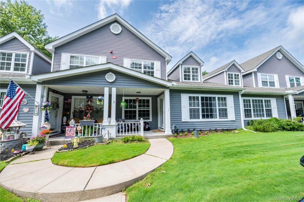 Photo of 717 Spring Lake Drive, Middle Island, NY 11953 (MLS # 1048181)