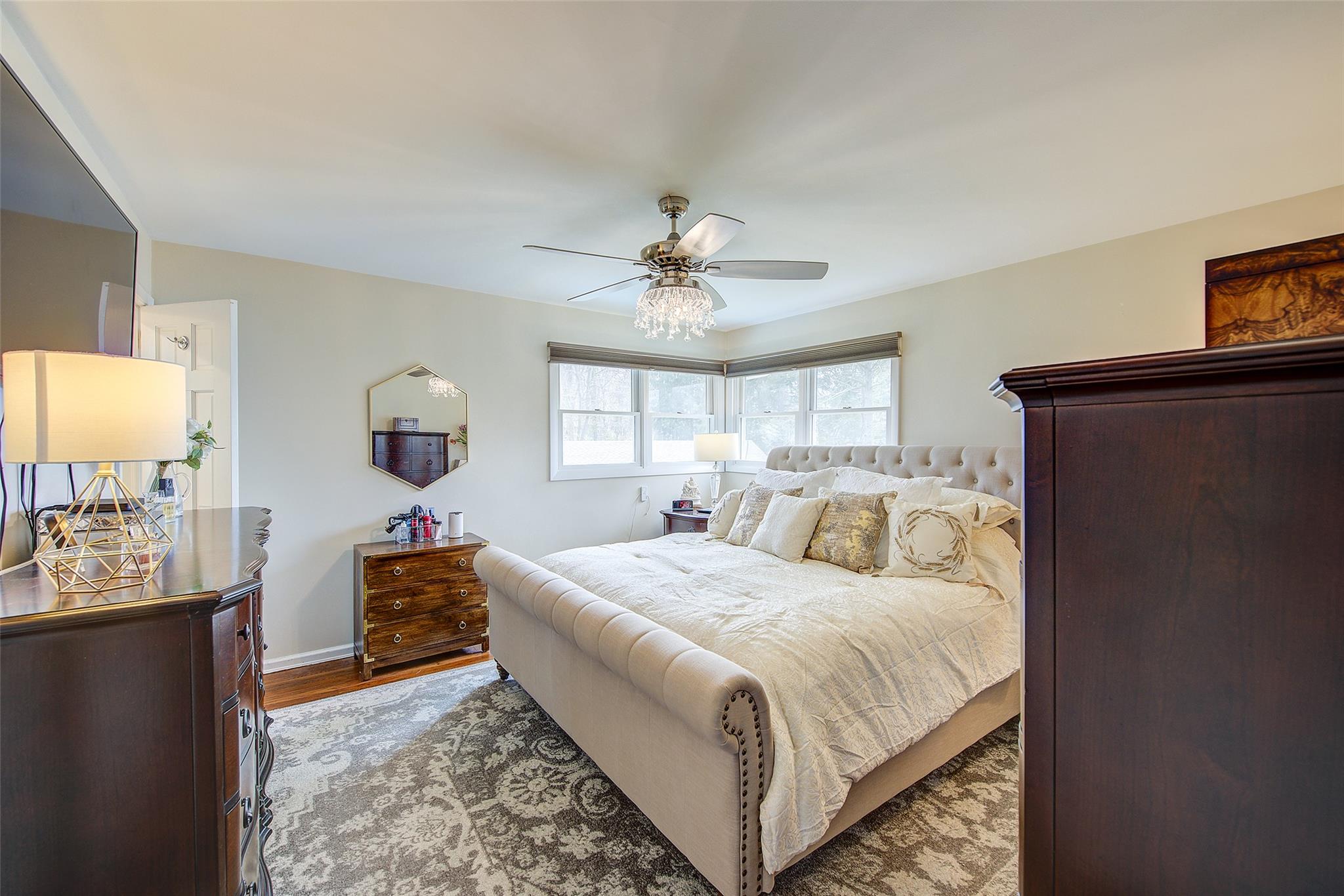 460 Wolf Hill Road, Dix Hills, New York image 21