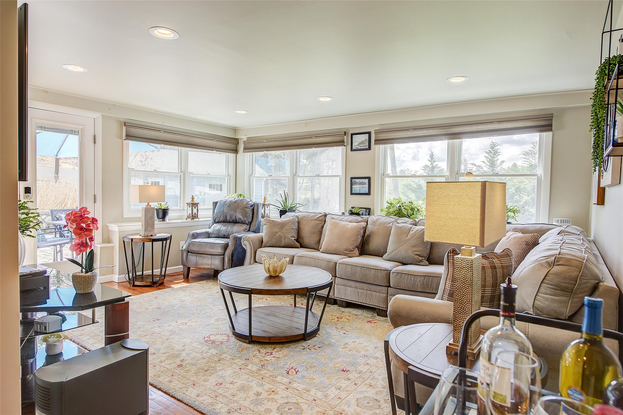 460 Wolf Hill Road, Dix Hills, New York image 31