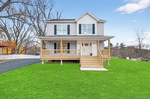 25 Teetsel Street Saugerties NY 12477