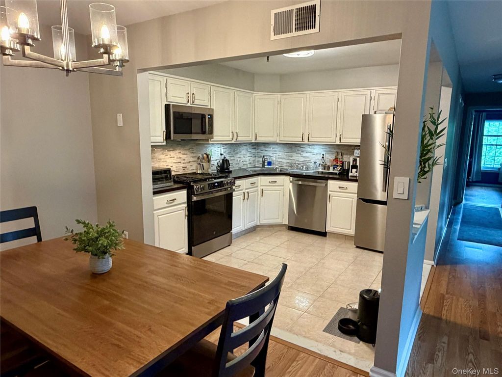 Photo of 9 Edinburgh Drive #9, Peekskill, NY 10566 (MLS # 1003825)