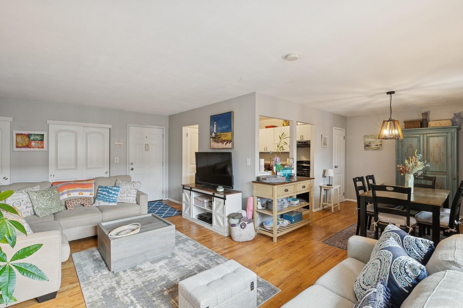 340 Lakeland Avenue #10H, Sayville, New York image 6