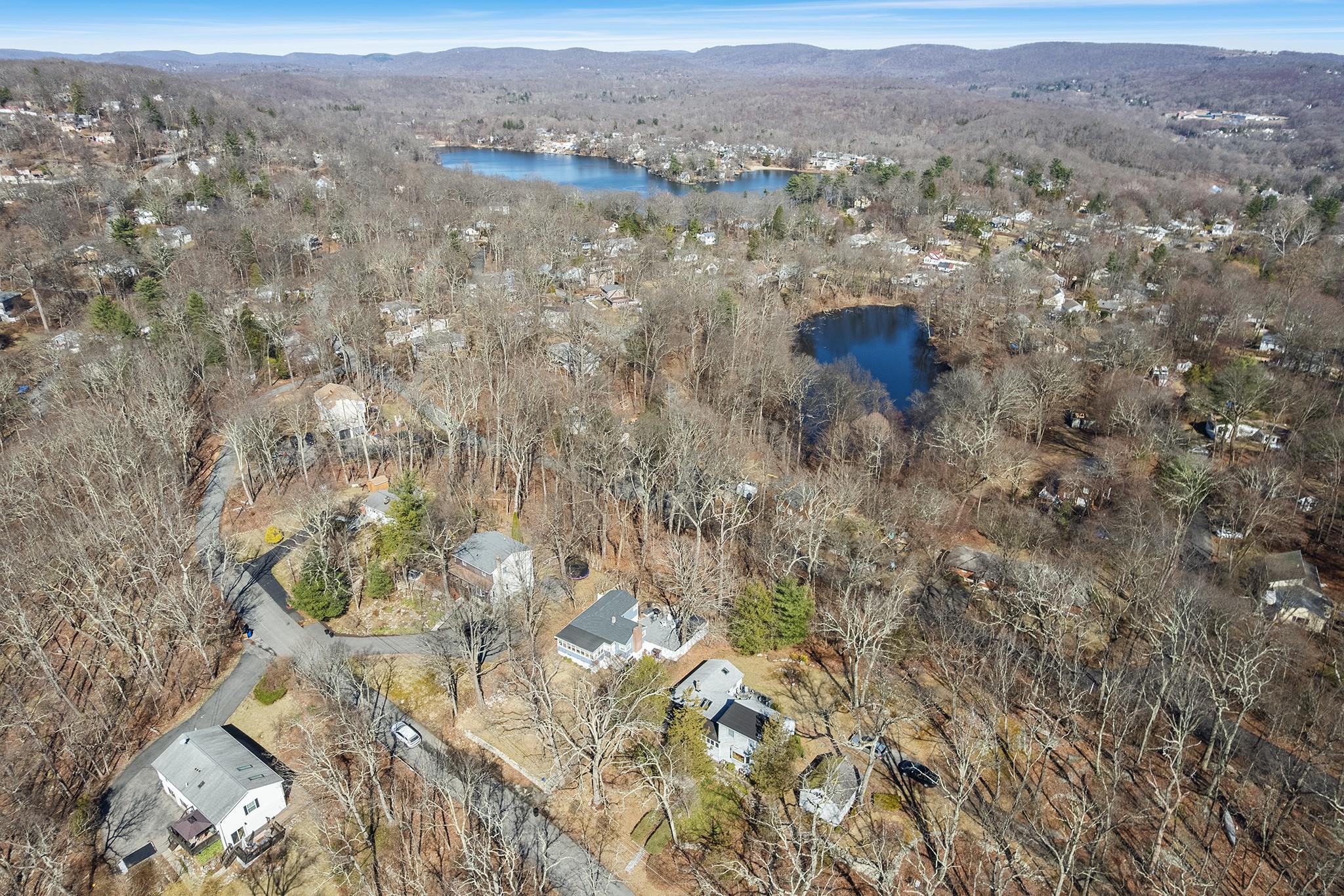 40 N Maple Road, Lake Peekskill, New York image 24