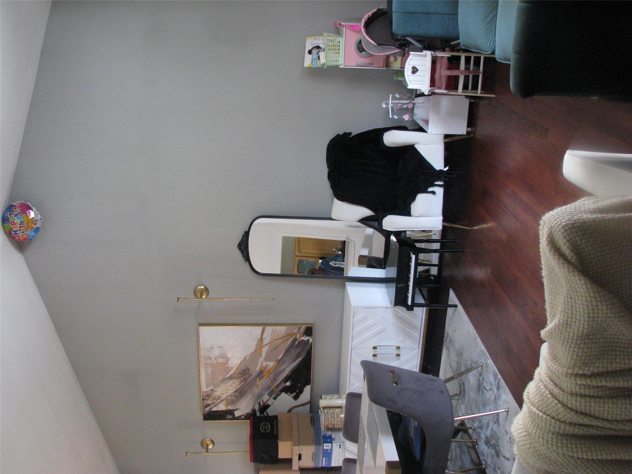 20 Clover Street, Mastic, New York image 11