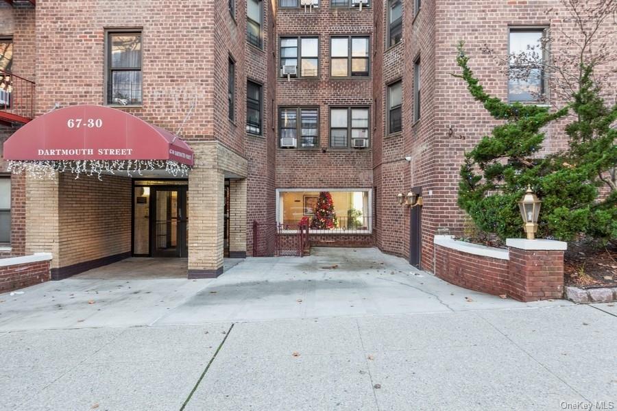 67-30 Dartmouth Street #1P, Forest Hills, New York image 2