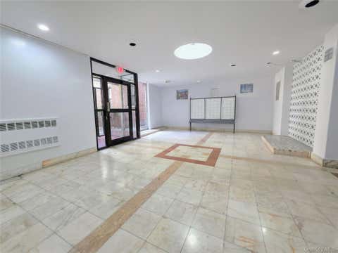 Homes For Sale - 2640 Marion Avenue #6H<br/> Bronx County, Bronx, NY 10458