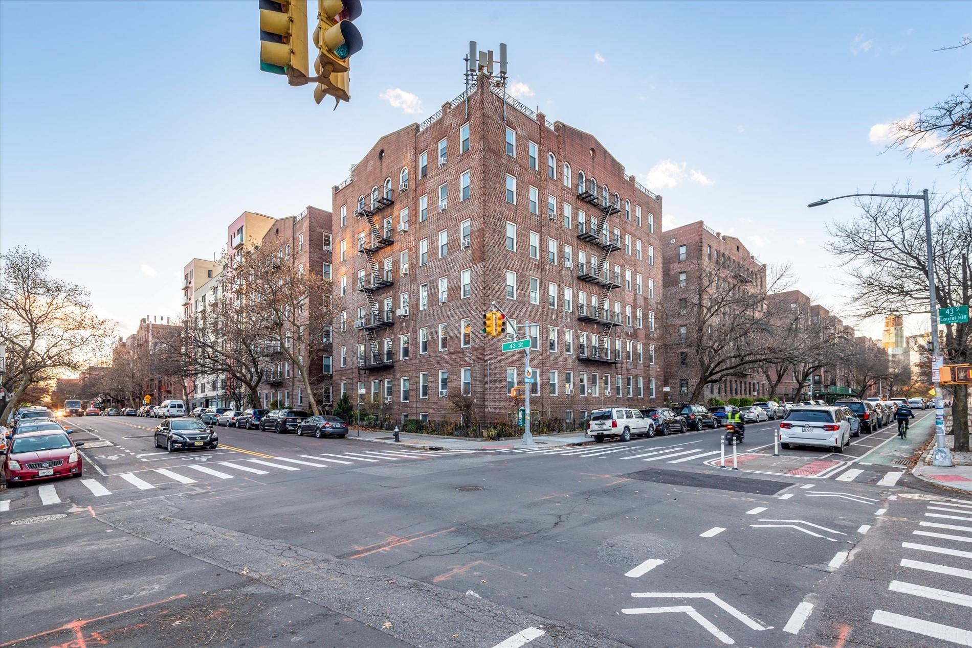 41-08 43rd Street #5F, Sunnyside, New York image 1