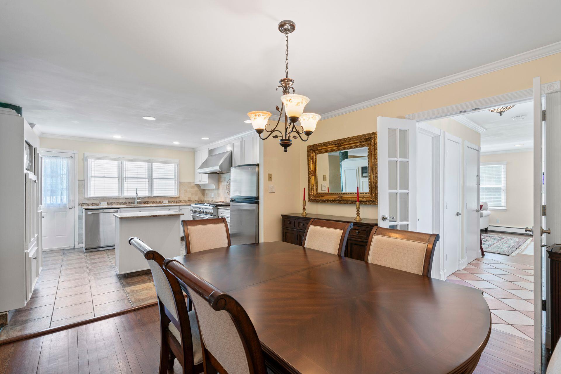 53 Irwin Place, Huntington, New York image 10