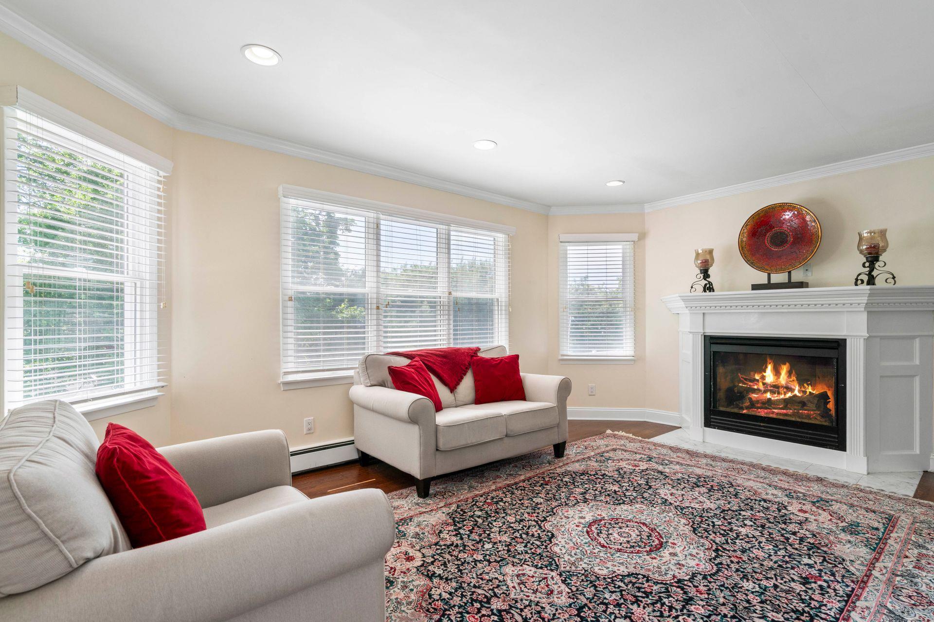 53 Irwin Place, Huntington, New York image 13