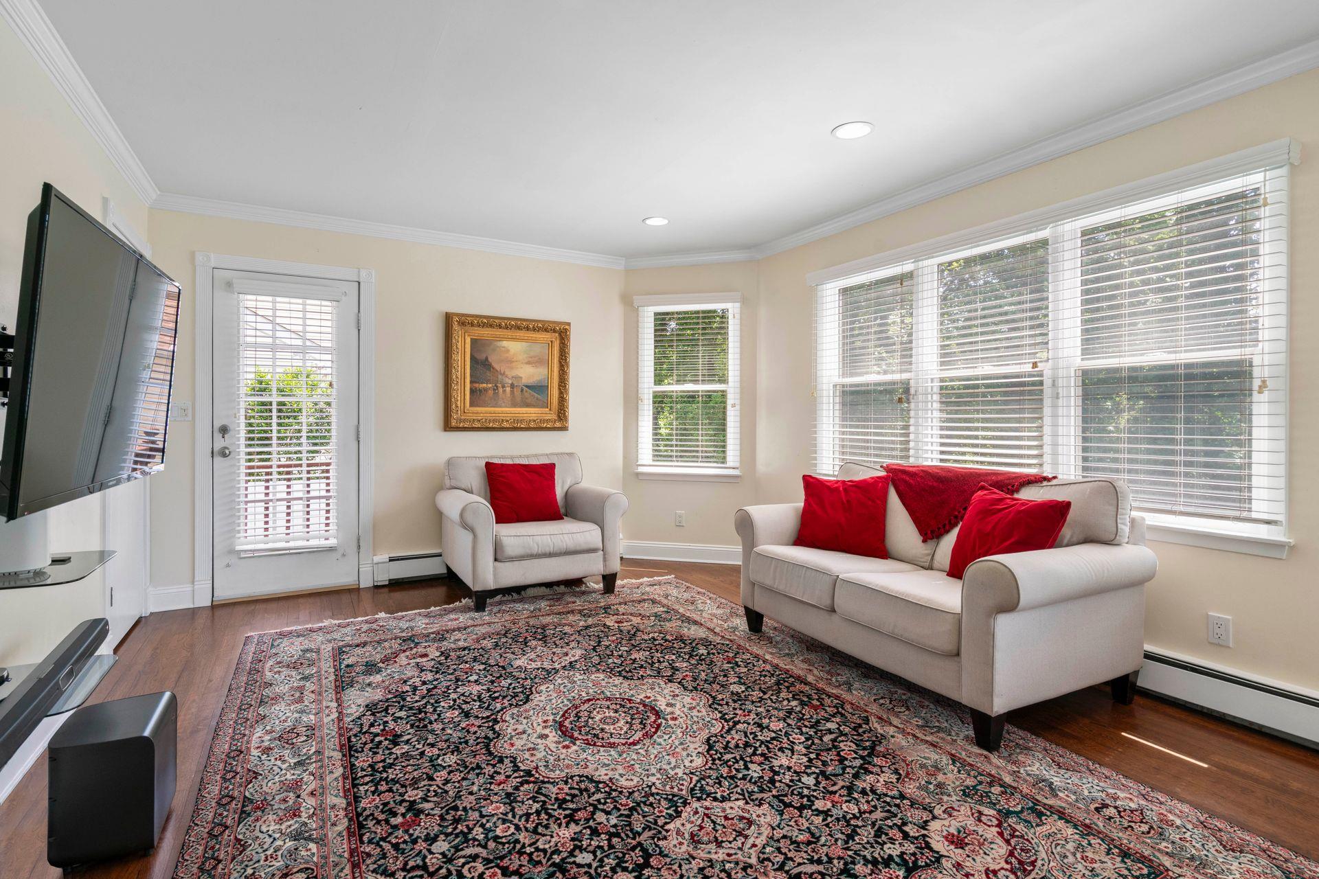 53 Irwin Place, Huntington, New York image 12
